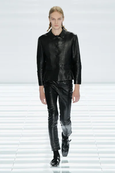 Look 2